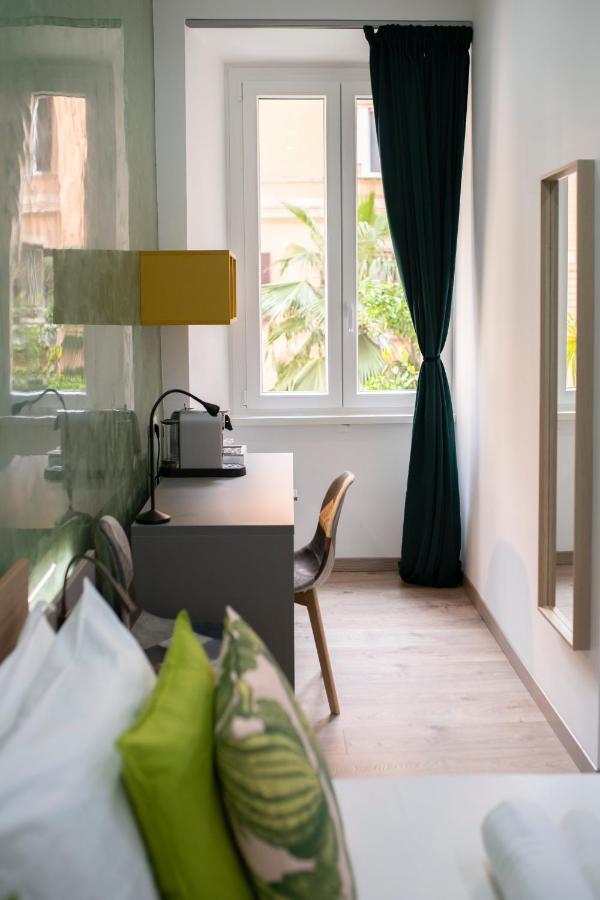Catone Luxury Rooms Рим Екстер'єр фото