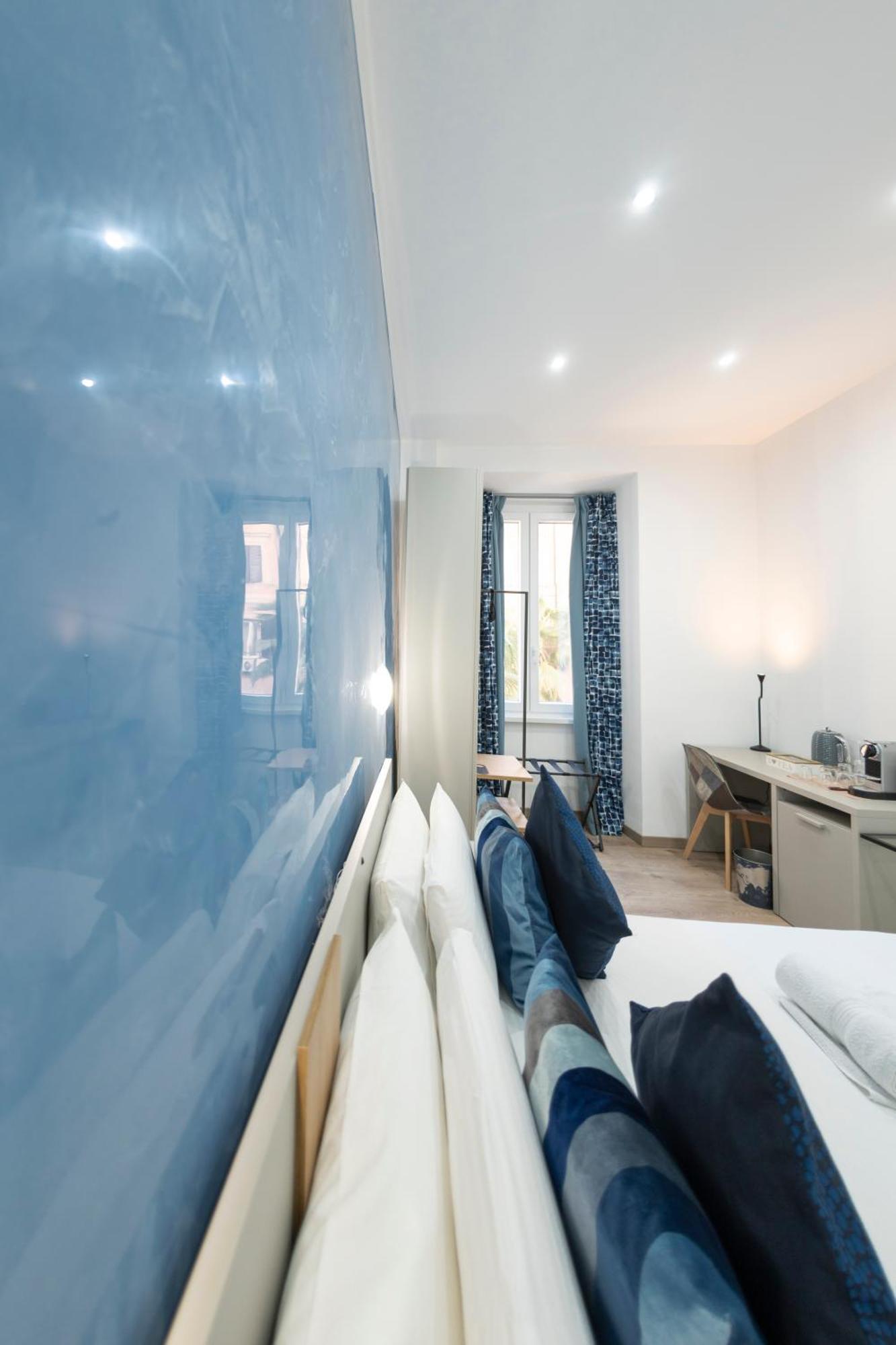 Catone Luxury Rooms Рим Екстер'єр фото