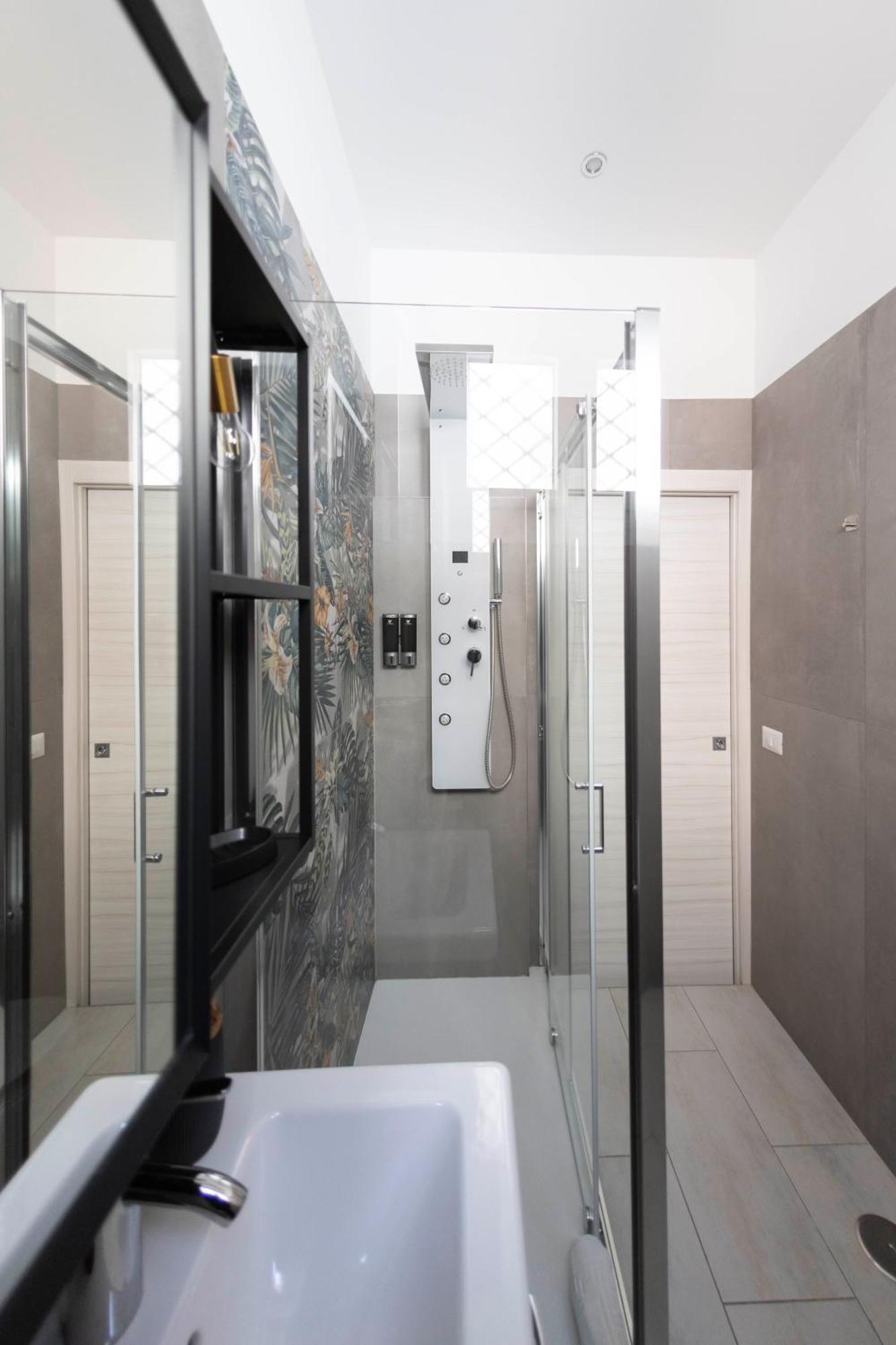Catone Luxury Rooms Рим Екстер'єр фото