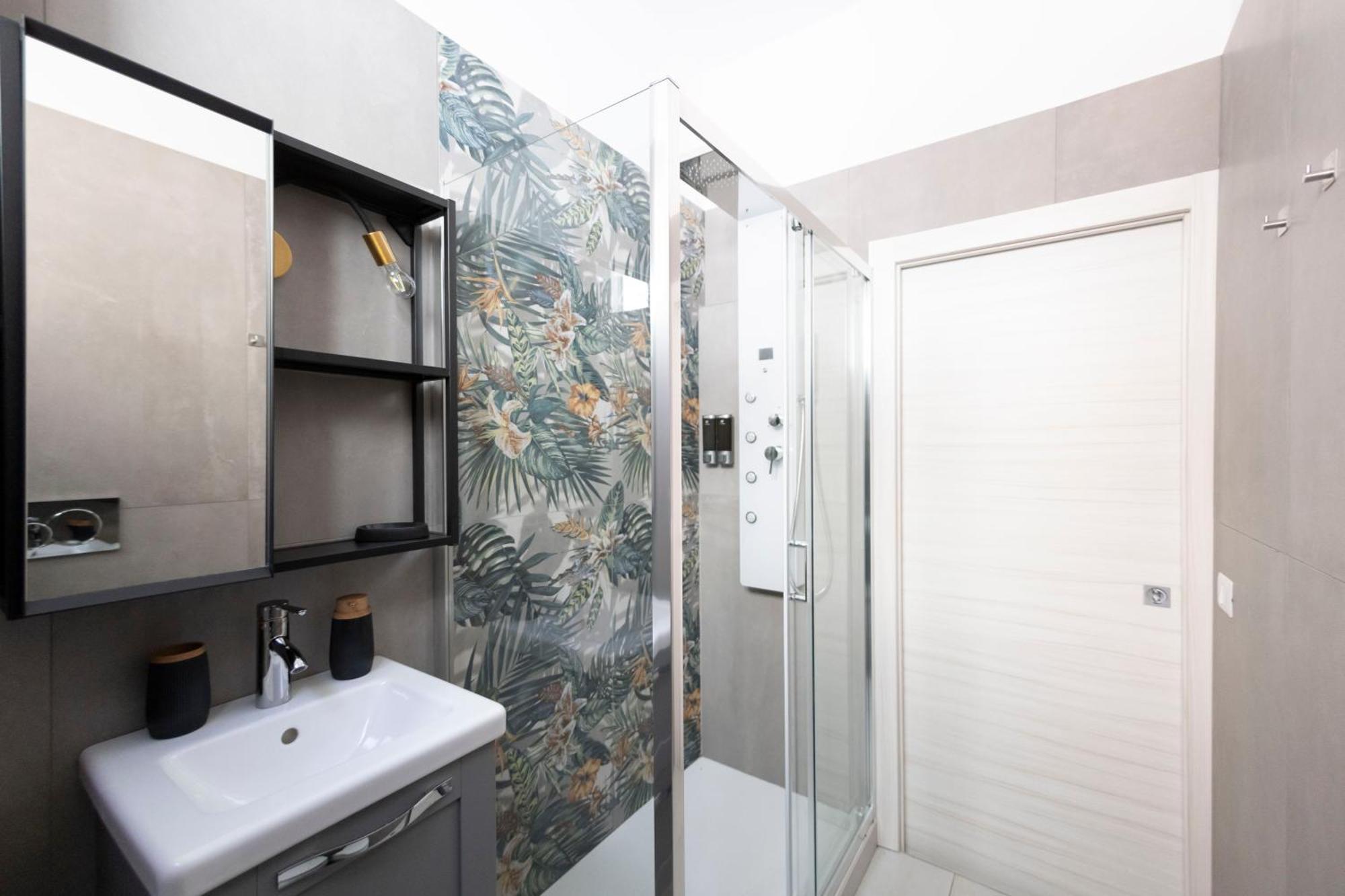 Catone Luxury Rooms Рим Екстер'єр фото